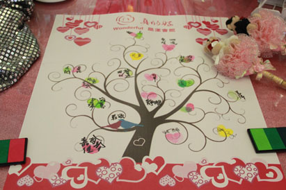 贈送給婚體日訂席來賓的特製 簽名愛情樹